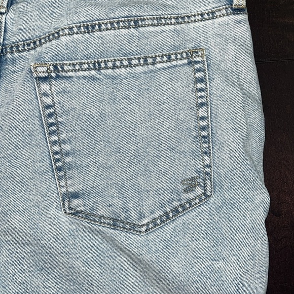 Seven 7 size 12 Slim Straight Jean Light Blue Denim. Excellent Condition. - Picture 4 of 7